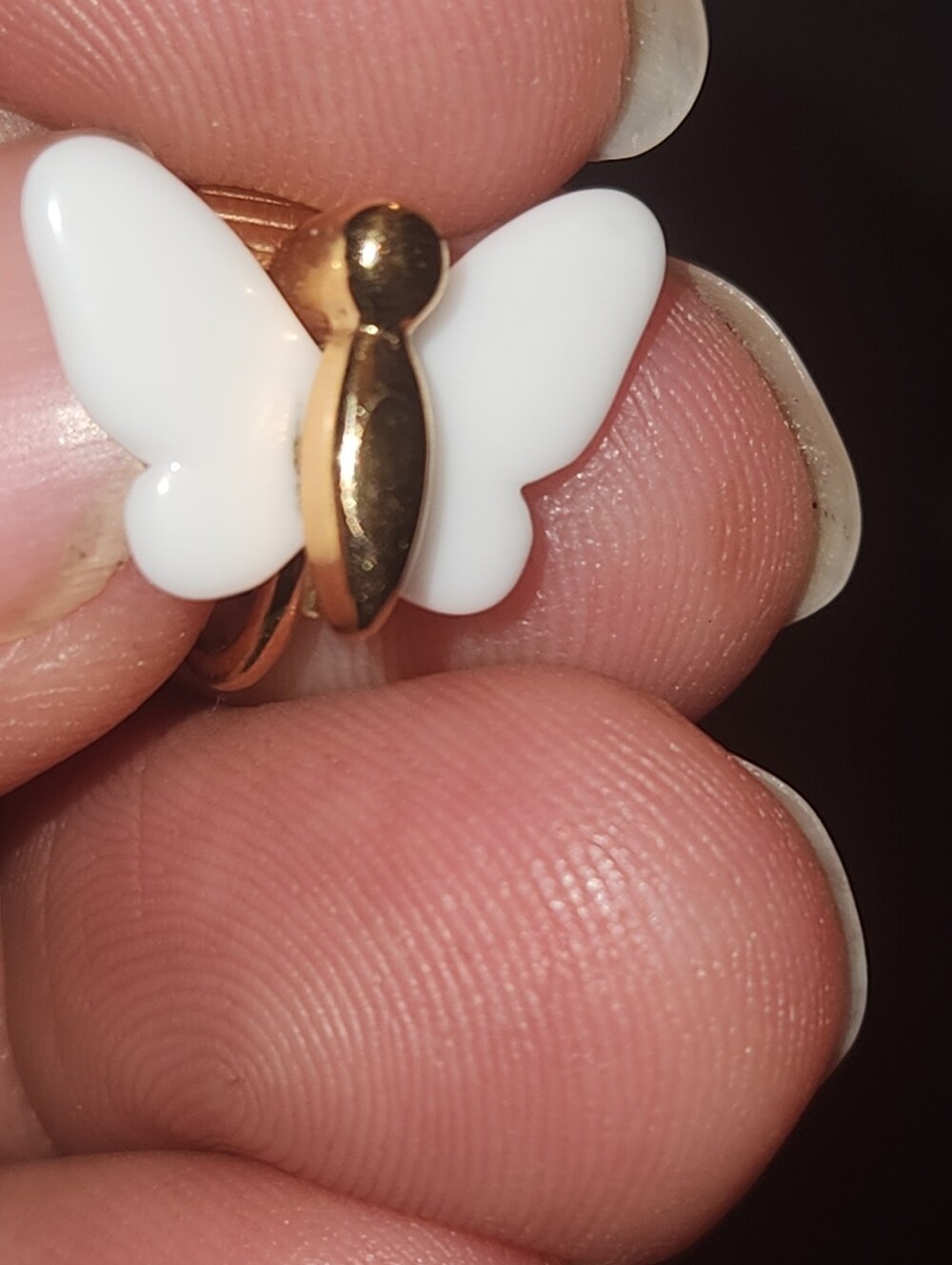Women Jewelry-Vintage AVON Gold-tone Tiny White Butterfly Clip Earrings